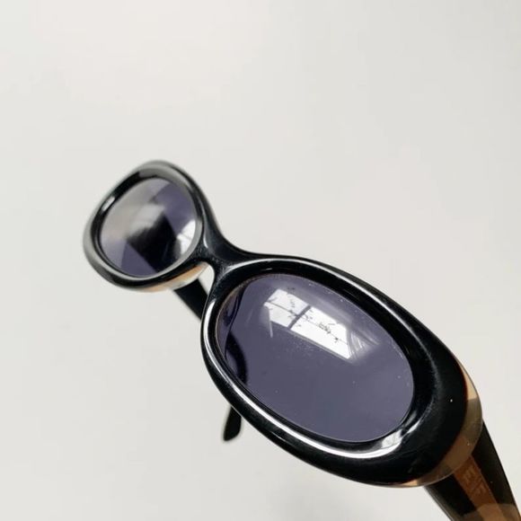 Vintage designer Egon Von Furstenberg sunglasses. 1980s does 60s sunglasses - Picture 7 of 9